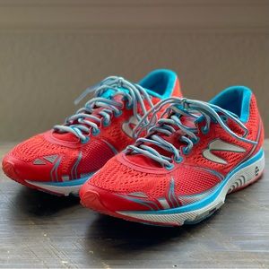 Newton Motion 5 Orange/Red with Blue Running Shoes Womens Size 9